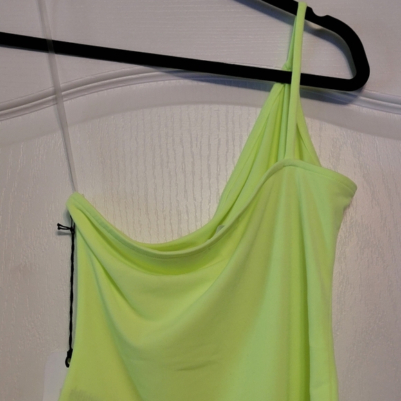 2/$30NWT LEITH ONE SHOULDER NEON BODYSUIT - Picture 5 of 6